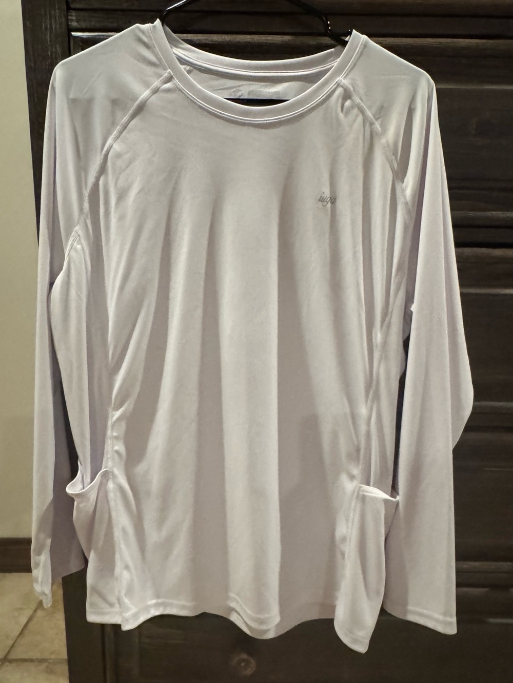 Women’s  Long-Sleeve sports sun coverup Performance Shirt - White